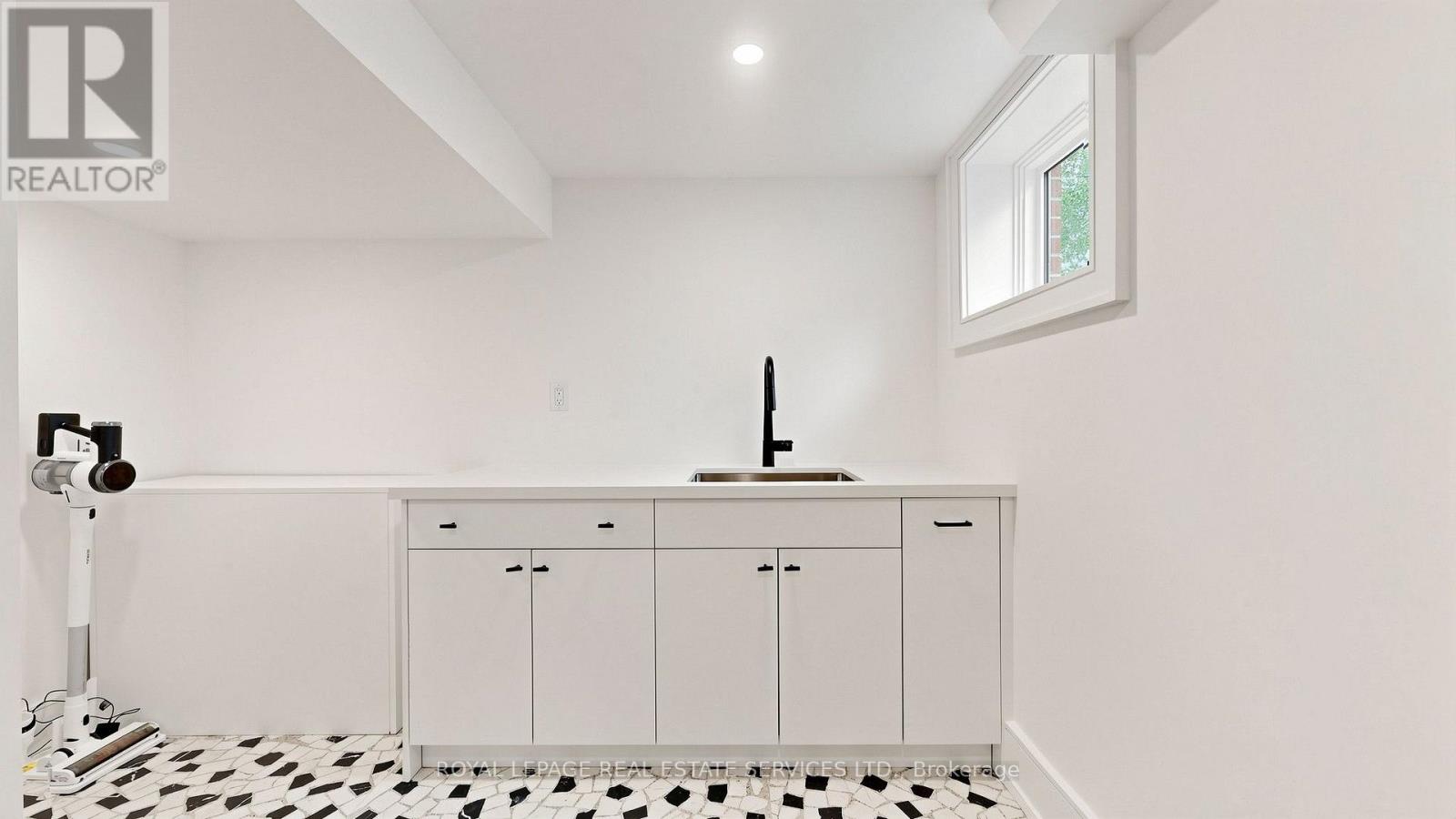 17 Romney Road, Toronto, Ontario M3H 1H1 - Photo 39 - C13567040