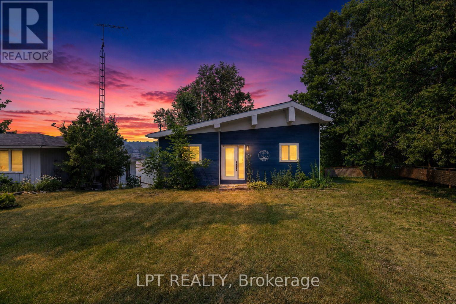 47 Moon Point Drive, Oro-Medonte, Ontario  L3V 0R8 - Photo 4 - S13238880
