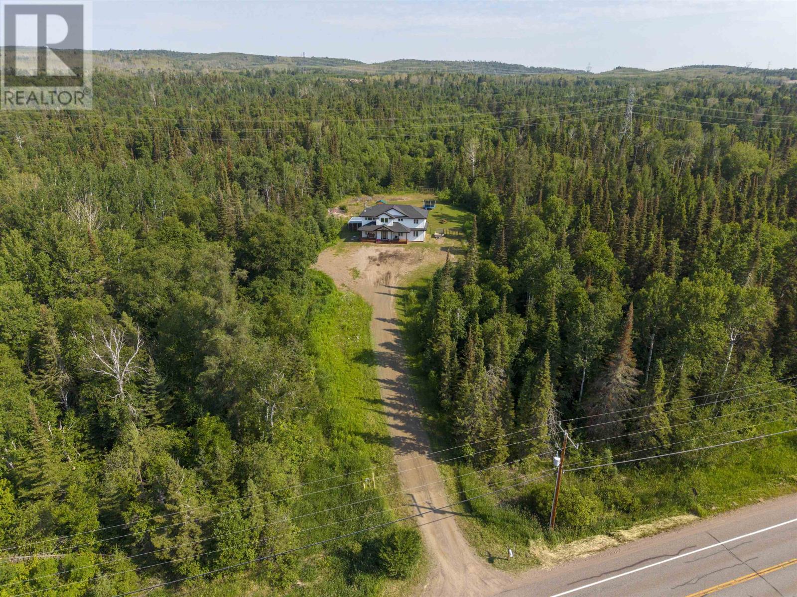 1204 Lakeshore Dr, Thunder Bay, Ontario  P7A 0S4 - Photo 3 - TB2601927