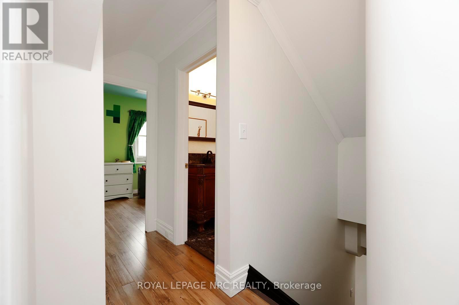 8190 Mud Street, Grimsby, Ontario  L0R 1M0 - Photo 24 - X13576134