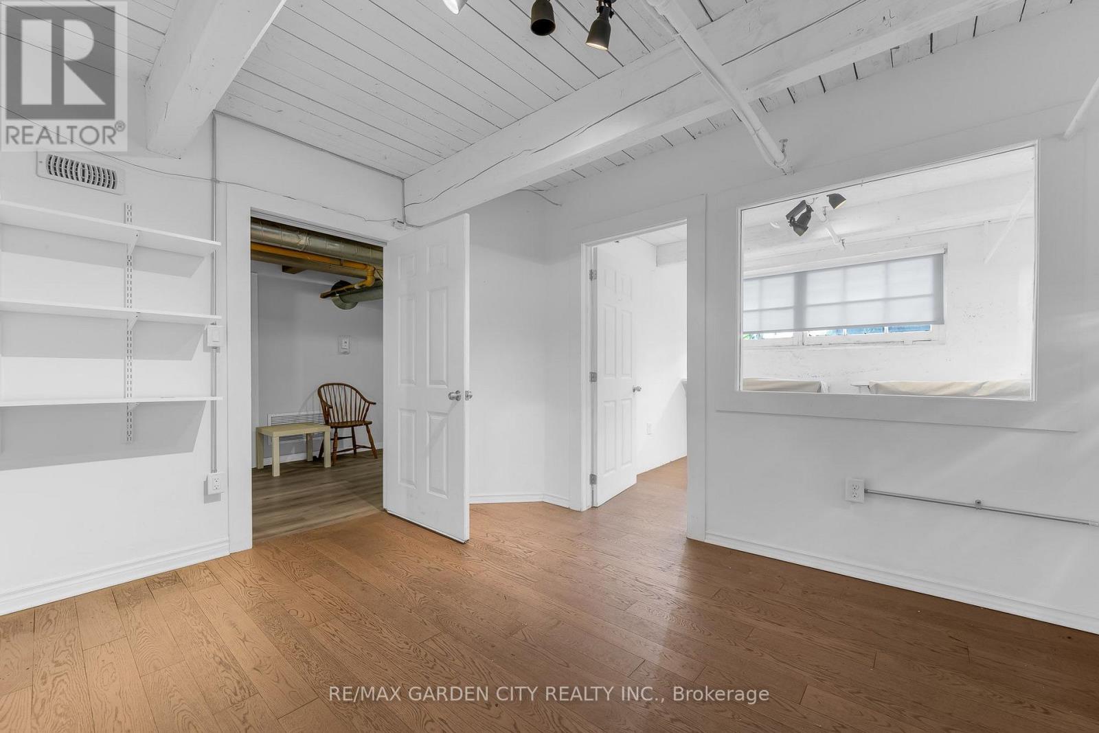 B 2 - 468 Cumberland Avenue, Hamilton, Ontario L8M 3M5 - Photo 2 - X13576146