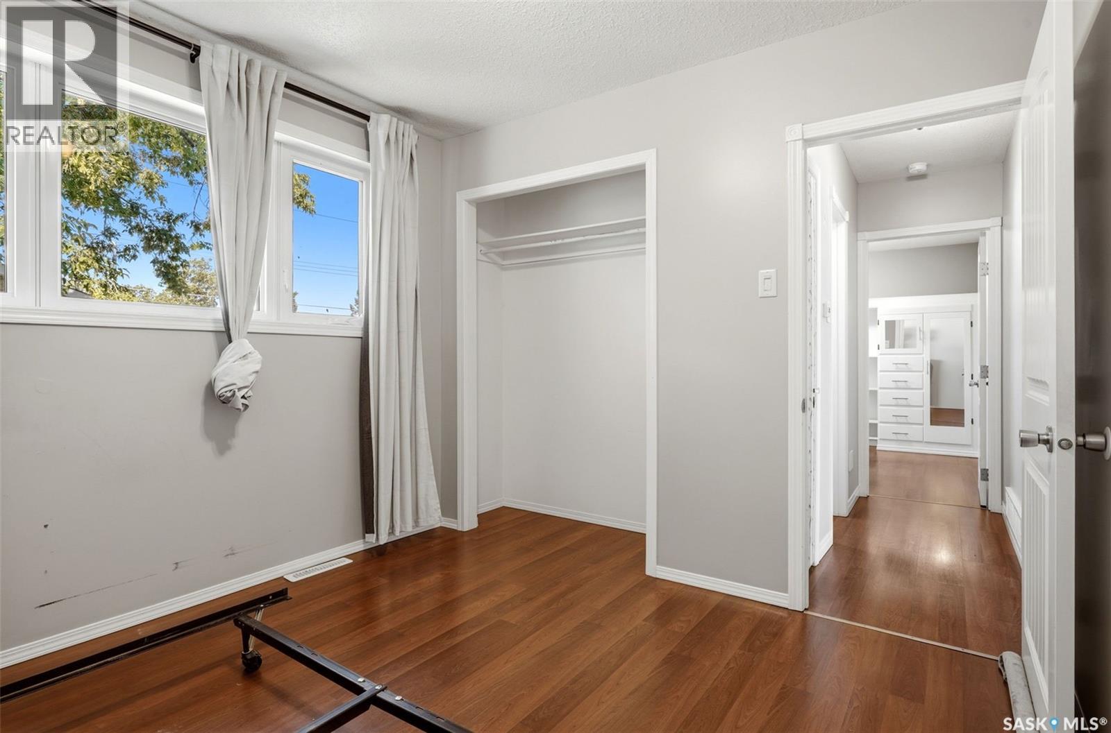 870 Royal Street, Regina, Saskatchewan  S4T 4Z4 - Photo 13 - SK042673