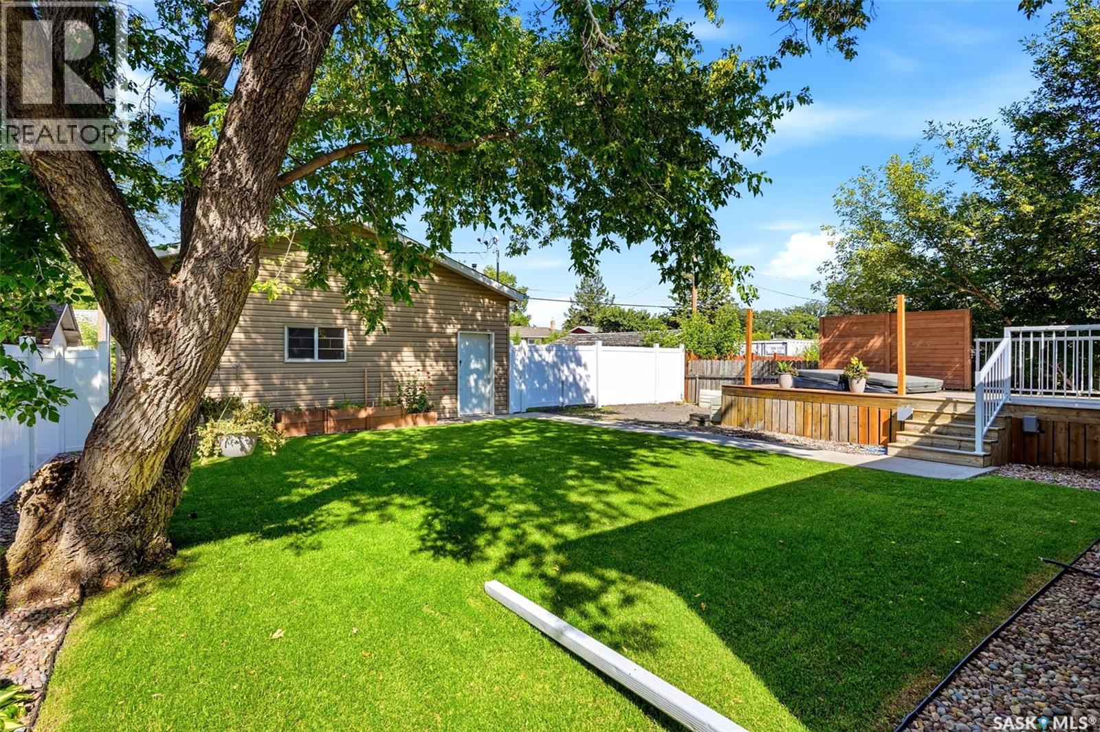 870 Royal Street, Regina, Saskatchewan  S4T 4Z4 - Photo 31 - SK042673