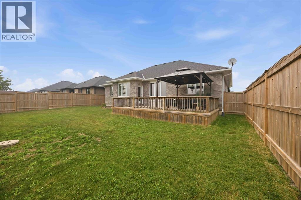 3940 Arie Court, Plympton-Wyoming, Ontario  N0N 1E0 - Photo 42 - 26016606