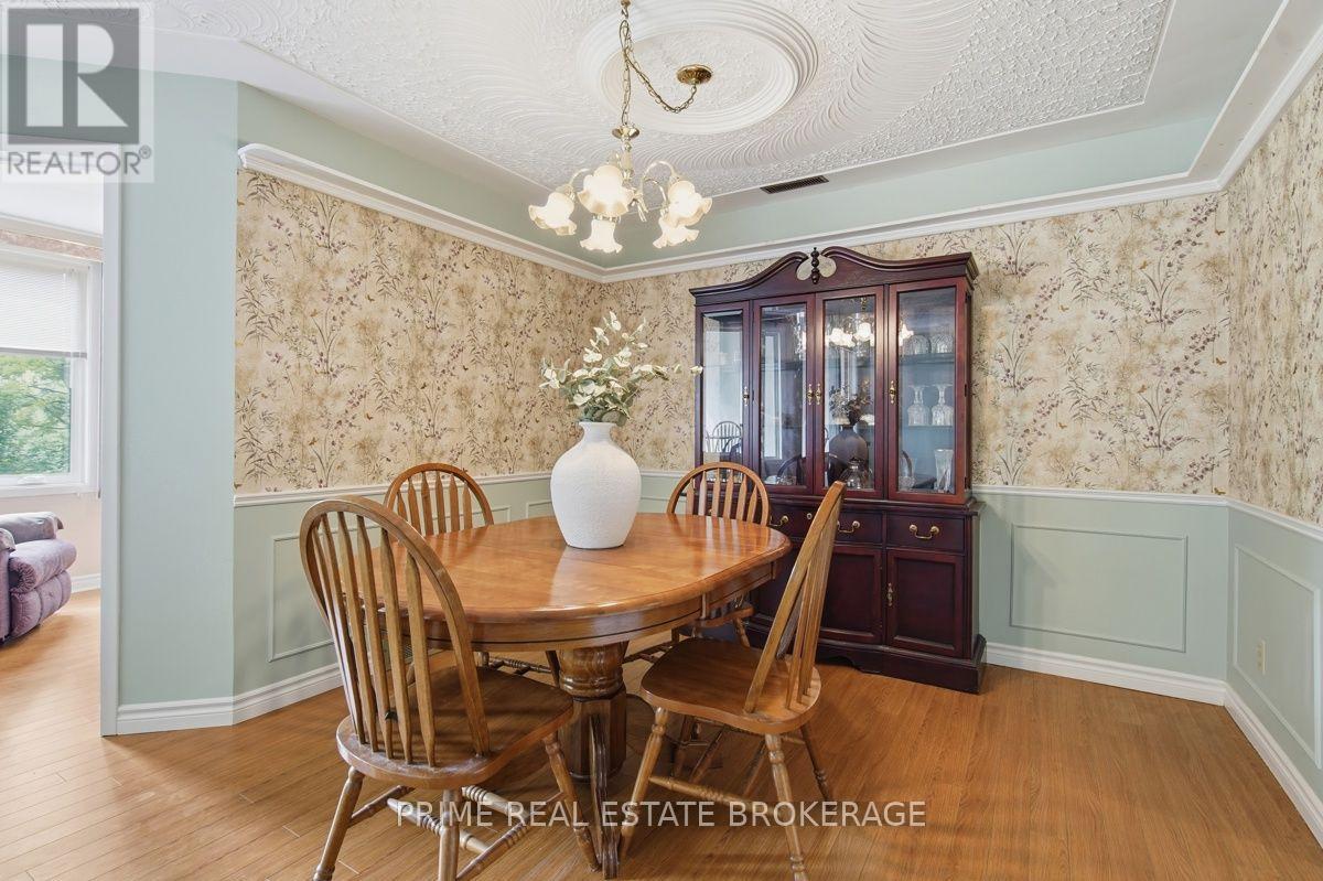 3 - 125 Elm Street, St. Thomas, Ontario  N5R 1H9 - Photo 13 - X13576352