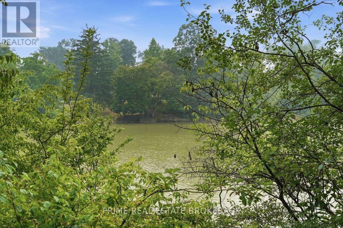 3 - 125 Elm Street, St. Thomas, Ontario  N5R 1H9 - Photo 41 - X13576352