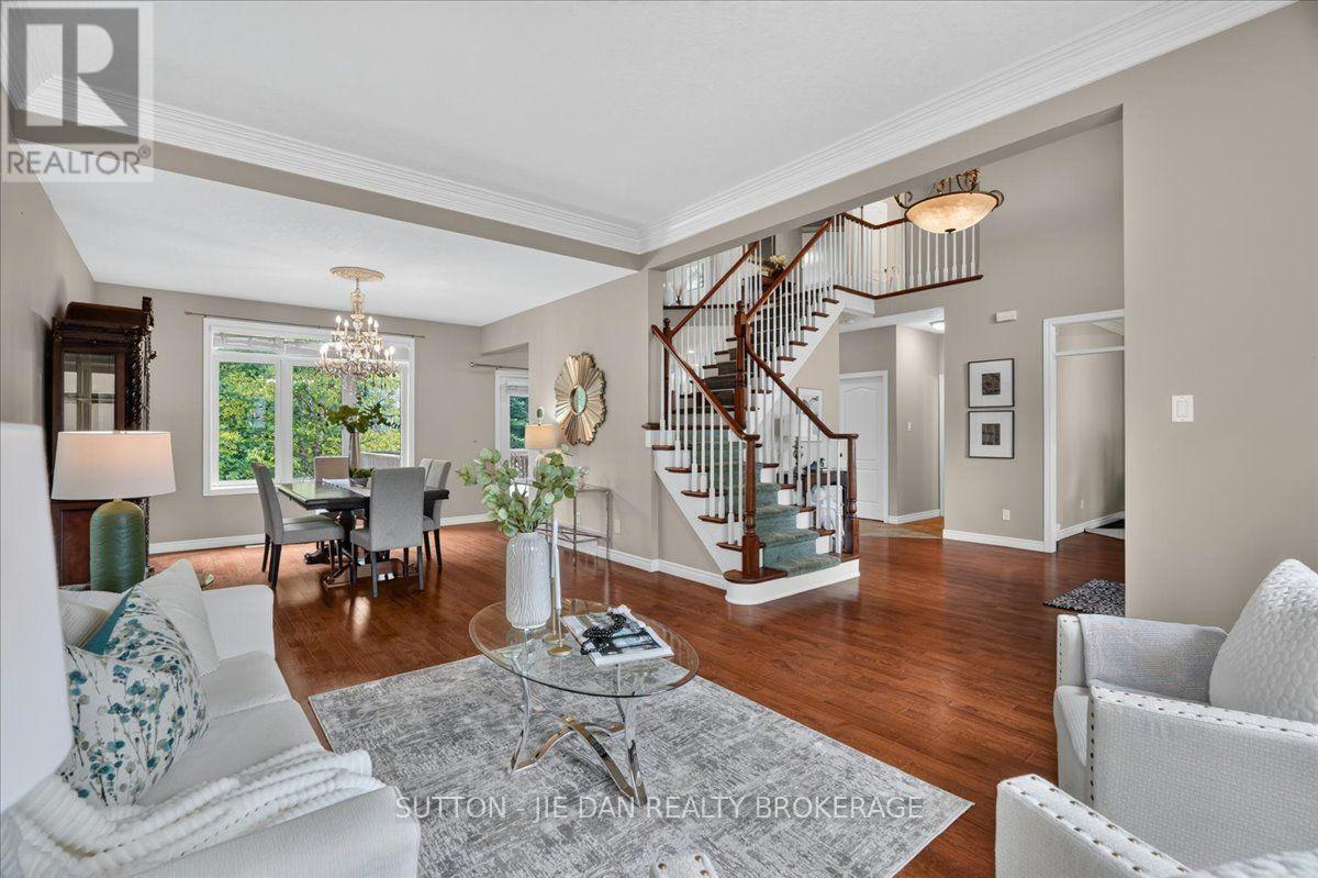 20 Earlscourt Terrace, Middlesex Centre, Ontario  N0L 1R0 - Photo 3 - X13576536