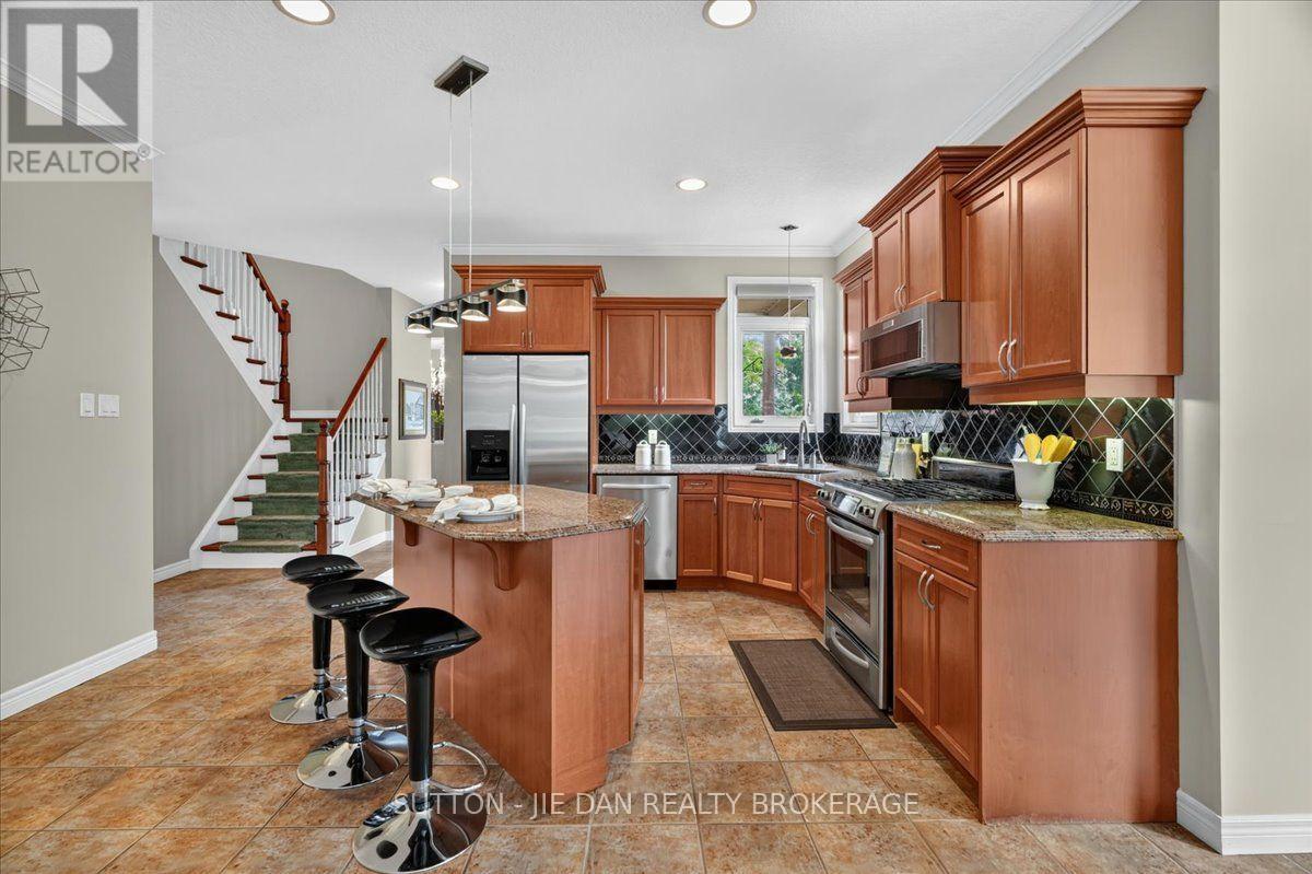 20 Earlscourt Terrace, Middlesex Centre, Ontario  N0L 1R0 - Photo 7 - X13576536