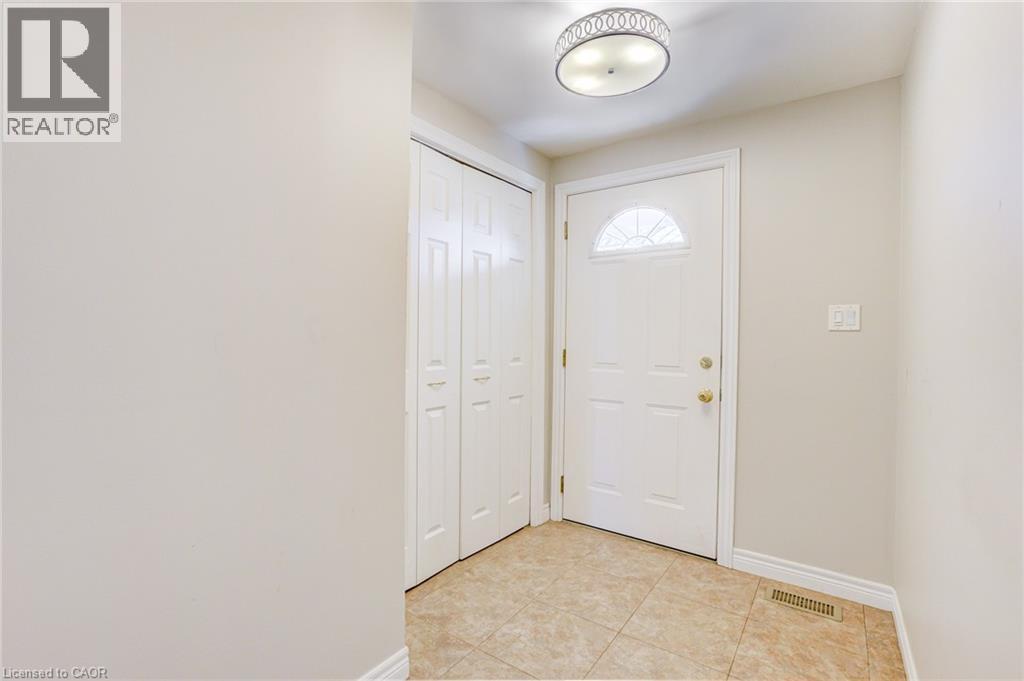 22 Blackhorne Crescent, Kitchener, Ontario  N2E 1T1 - Photo 2 - 40844446