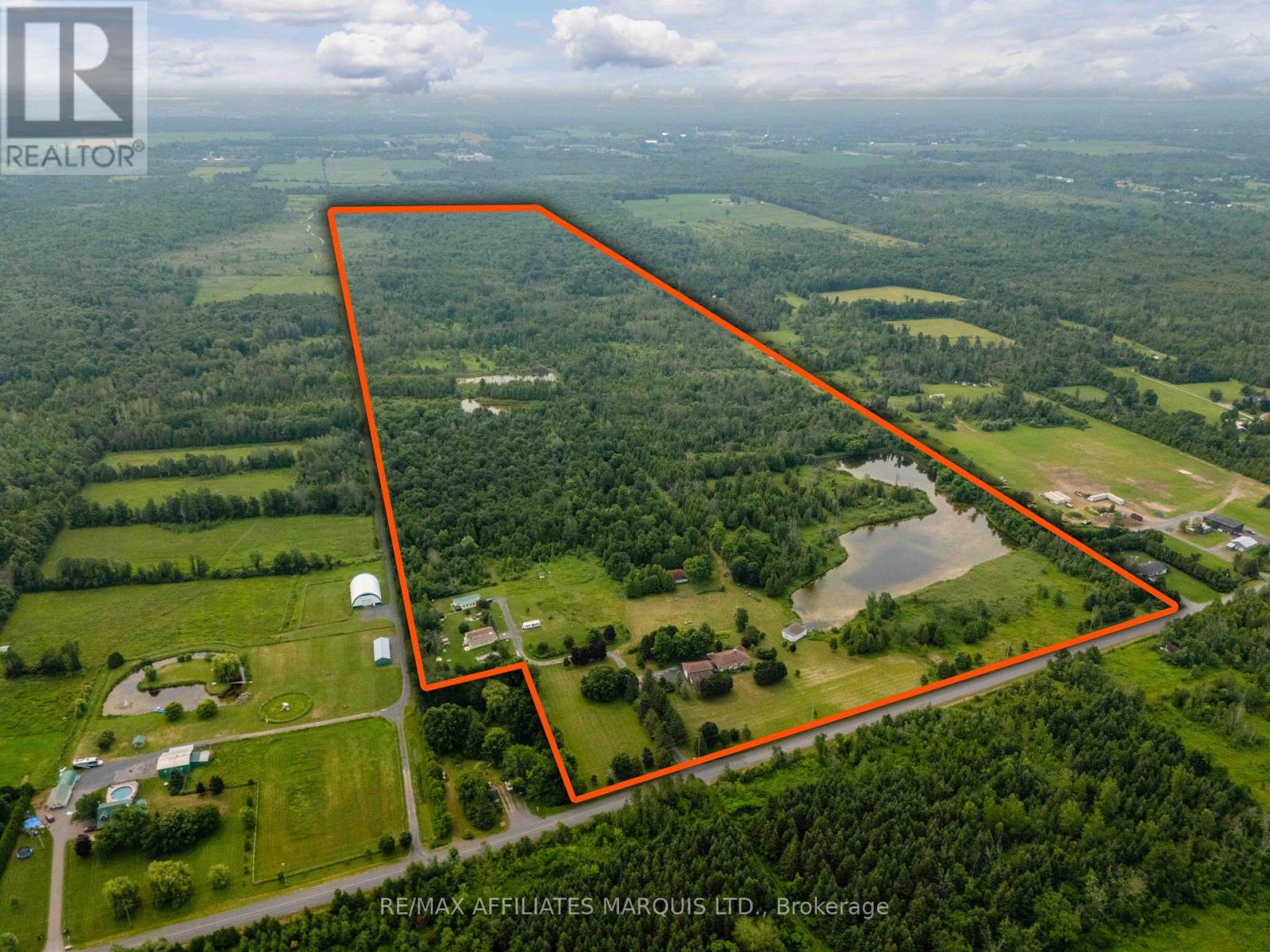 17588 Mcphail Road, South Stormont, Ontario K0C 2A0 - Photo 3 - X13576326