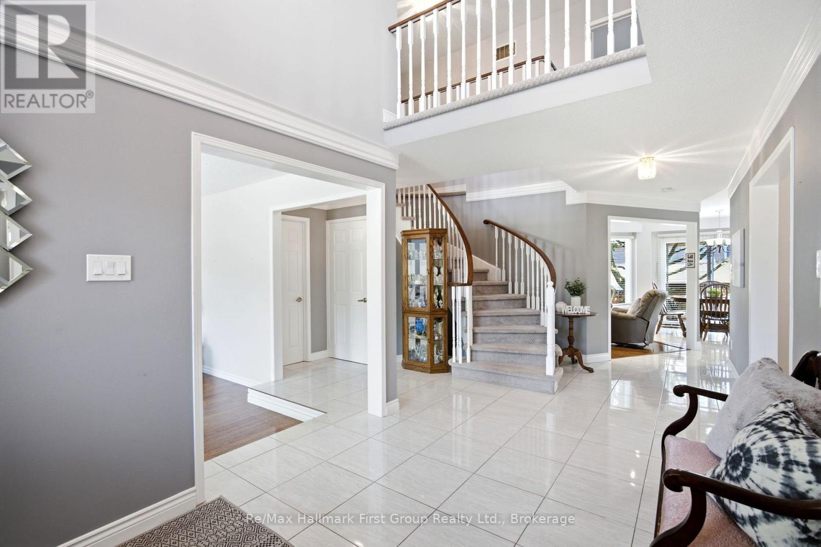 1 Glencedar Crescent, Whitby (Pringle Creek), Ontario L1R 1X2 - Photo 8 - E13576380