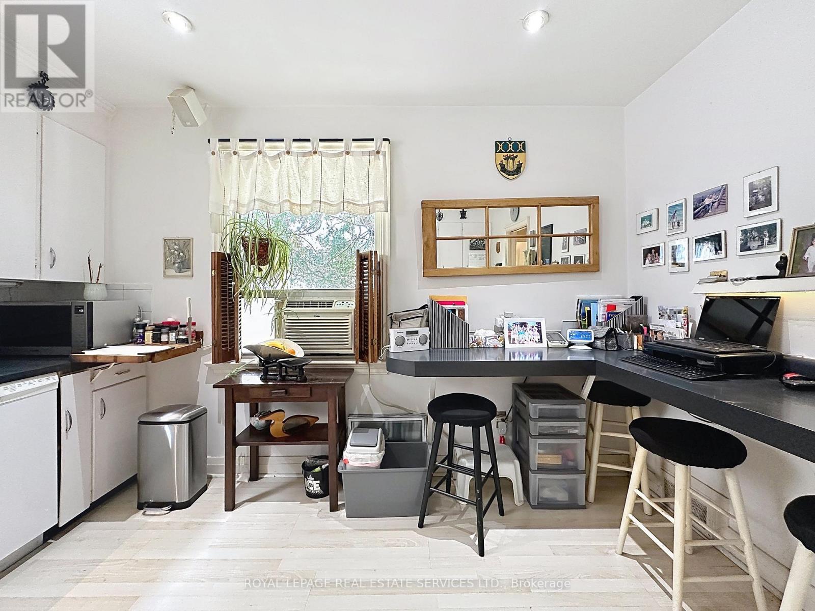 145 Parkview Avenue, Toronto, Ontario  M2N 3Y6 - Photo 8 - C13576340