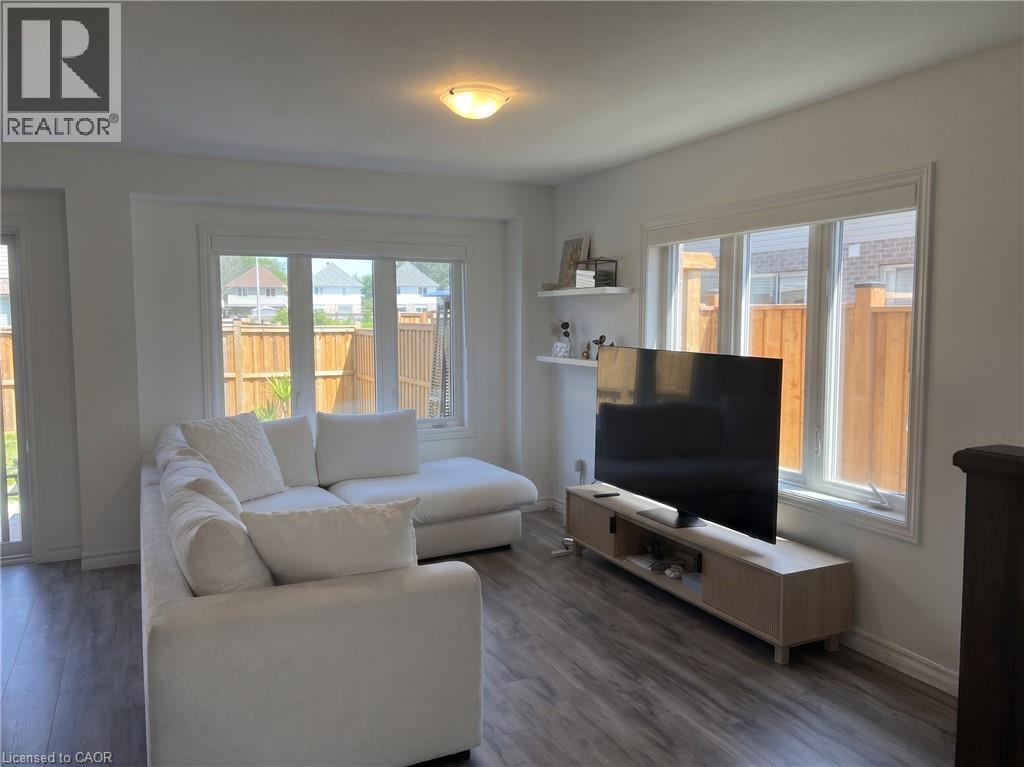 71 Munch Avenue, Cambridge, Ontario  N1R 0C2 - Photo 5 - 40848865