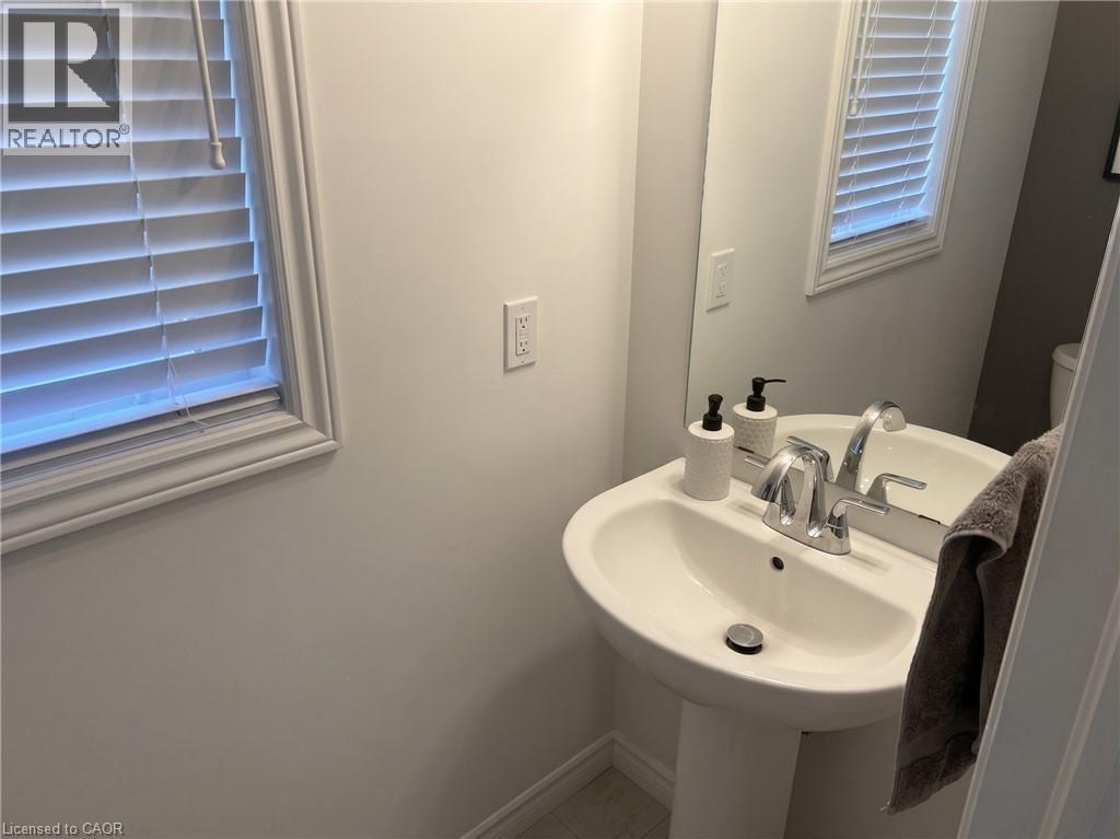 71 Munch Avenue, Cambridge, Ontario  N1R 0C2 - Photo 8 - 40848865
