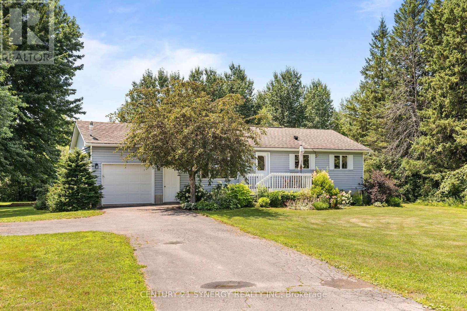 2282 ROXBOROUGH KENYON BOUNDARY ROAD, North Stormont, Ontario