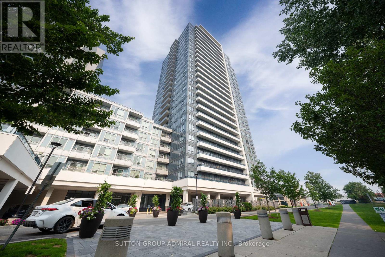 705 - 7890 BATHURST STREET, Vaughan (Beverley Glen)