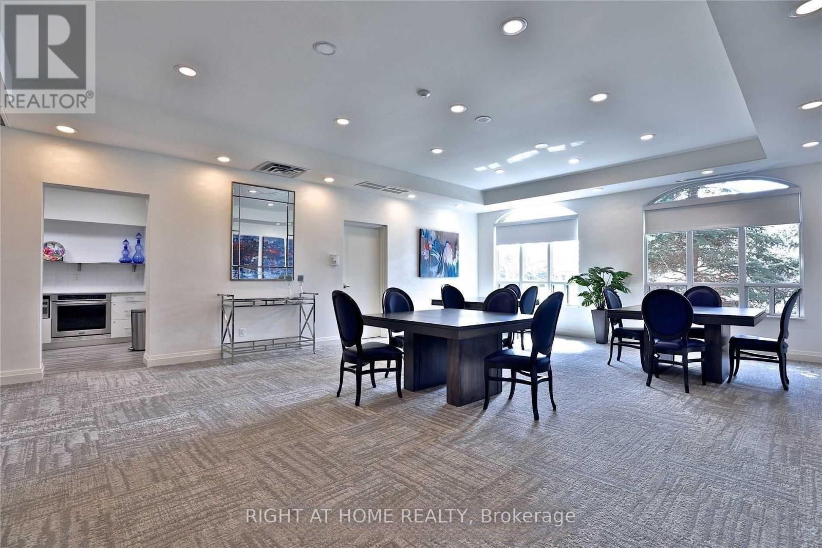 401 - 29 Northern Heights Drive, Richmond Hill, Ontario  L4B 4L8 - Photo 13 - N13576562