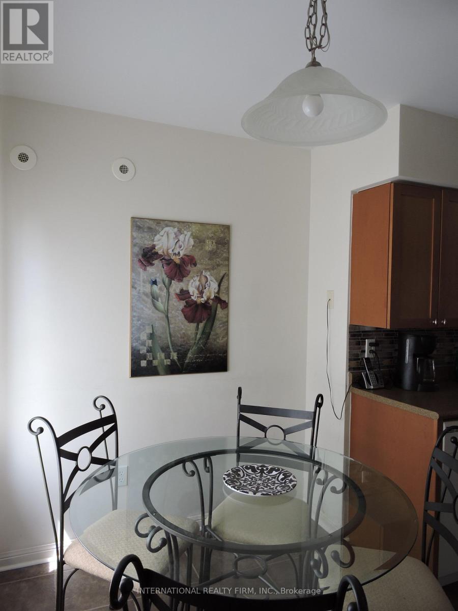5 - 710 Neighbourhood Circle, Mississauga, Ontario  L5B 0B4 - Photo 7 - W13576524