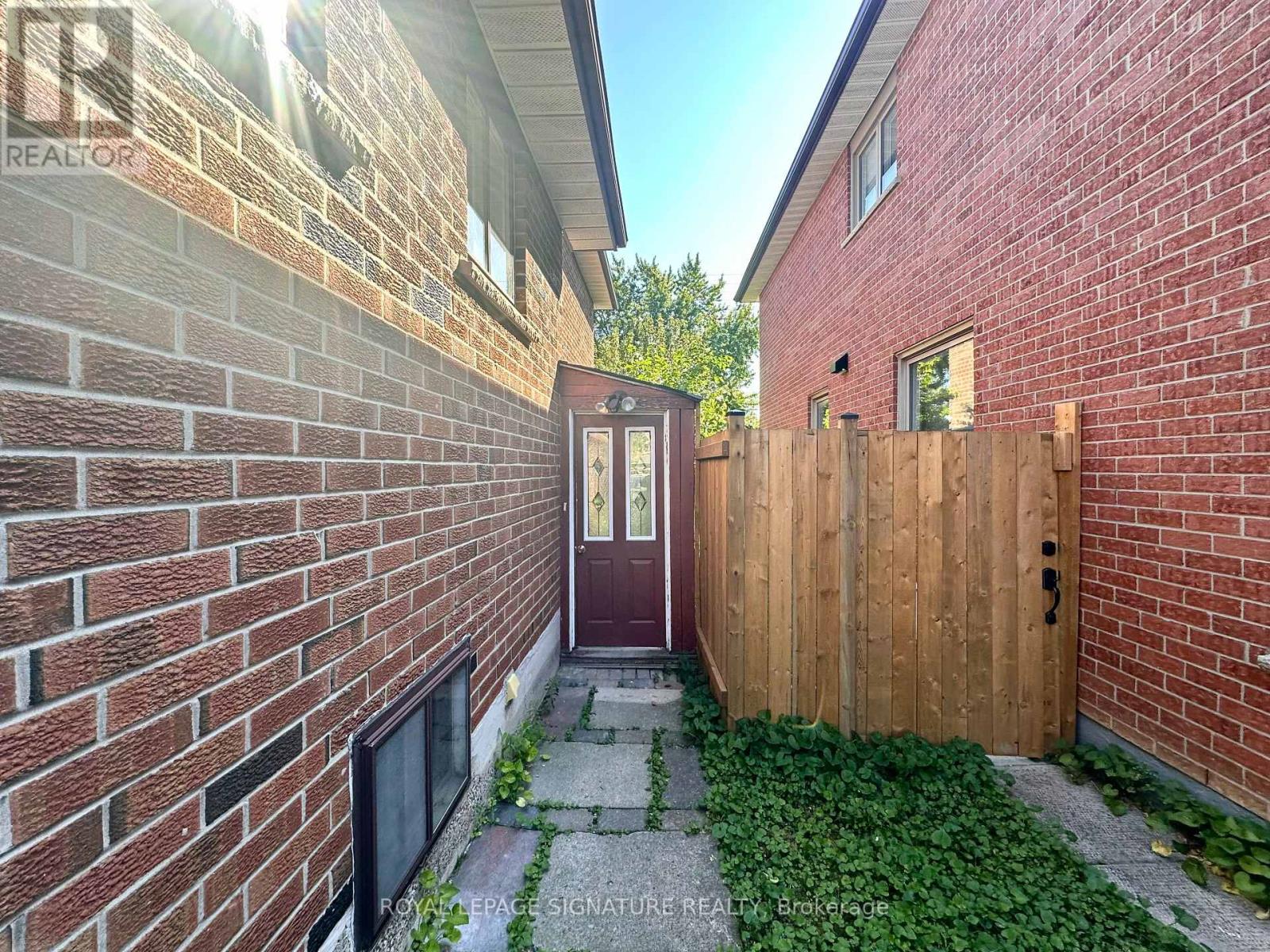 WALKOUT BSMT - 4170 SUNSET VALLEY COURT
