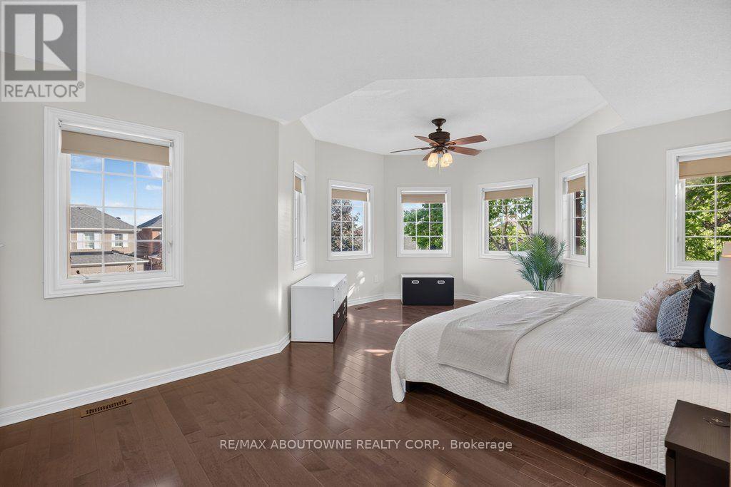 2201 Lapsley Crescent, Oakville, Ontario  L6M 4V2 - Photo 23 - W13576610