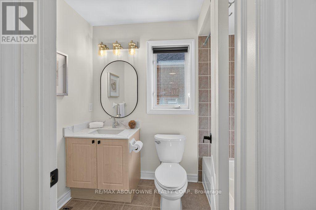 2201 Lapsley Crescent, Oakville, Ontario  L6M 4V2 - Photo 30 - W13576610