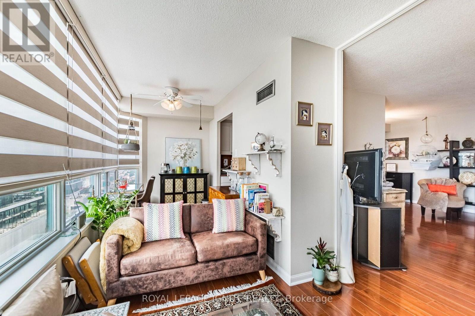 1409 - 550 Webb Drive, Mississauga, Ontario  L5B 3Y4 - Photo 17 - W13576648
