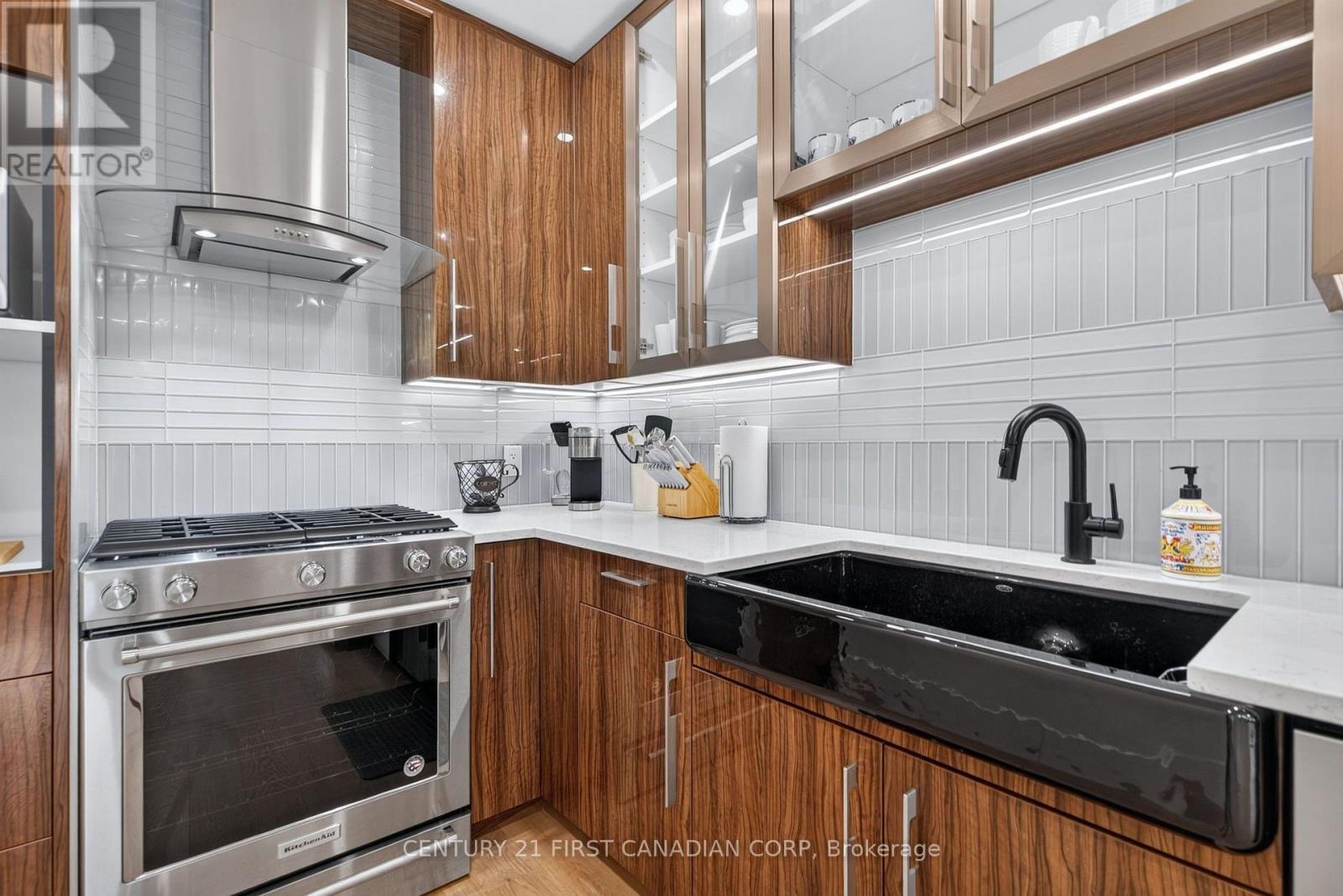 201 - 85 Main Street, Lambton Shores, Ontario  N0M 1T0 - Photo 16 - X13576302
