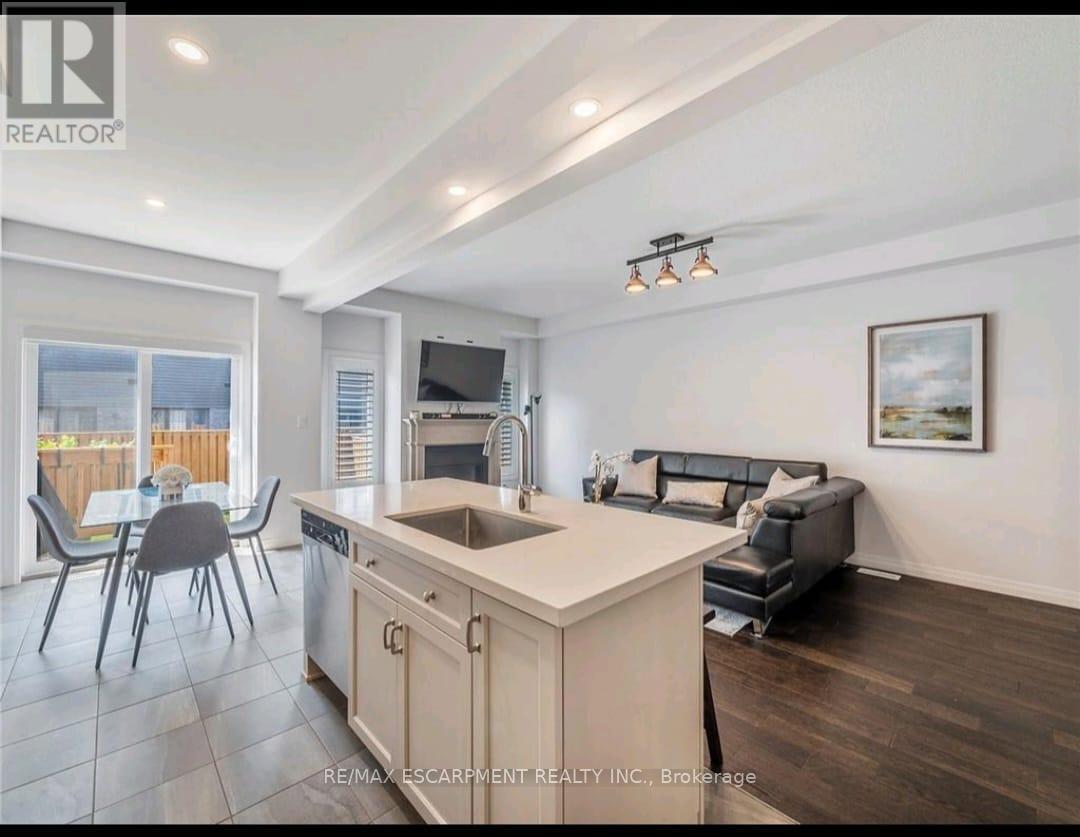 79 Greenwich Avenue, Hamilton, Ontario  L8J 0L6 - Photo 10 - X13576320