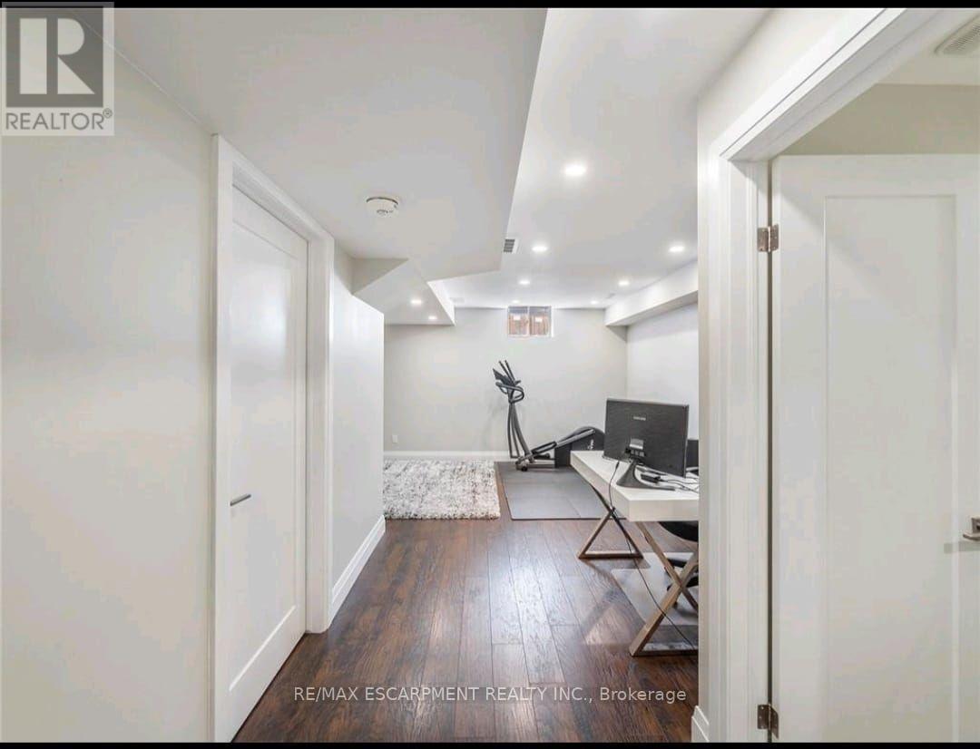 79 Greenwich Avenue, Hamilton, Ontario  L8J 0L6 - Photo 14 - X13576320