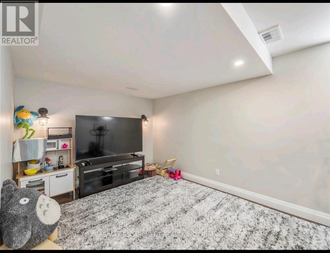 79 Greenwich Avenue, Hamilton, Ontario  L8J 0L6 - Photo 20 - X13576320