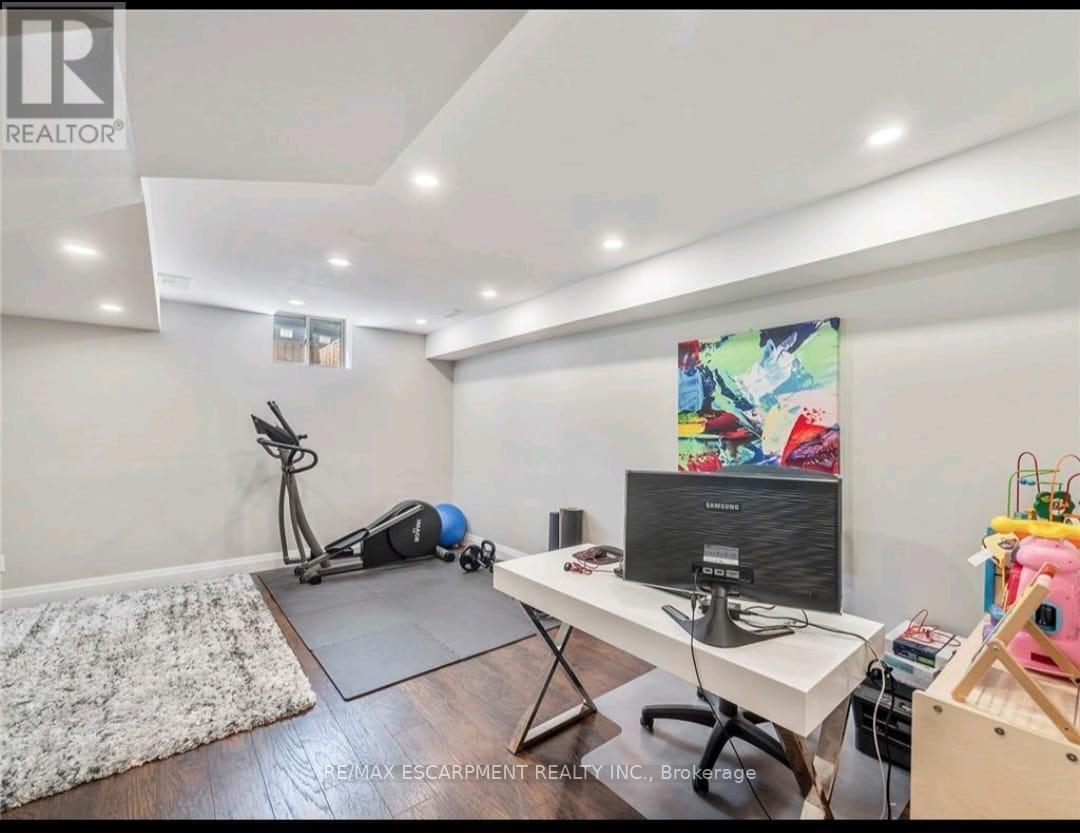 79 Greenwich Avenue, Hamilton, Ontario  L8J 0L6 - Photo 21 - X13576320