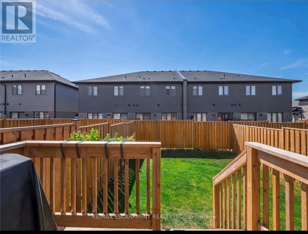 79 Greenwich Avenue, Hamilton, Ontario  L8J 0L6 - Photo 24 - X13576320