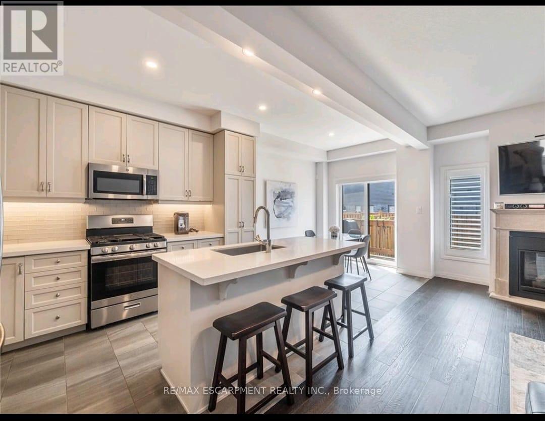 79 Greenwich Avenue, Hamilton, Ontario  L8J 0L6 - Photo 9 - X13576320
