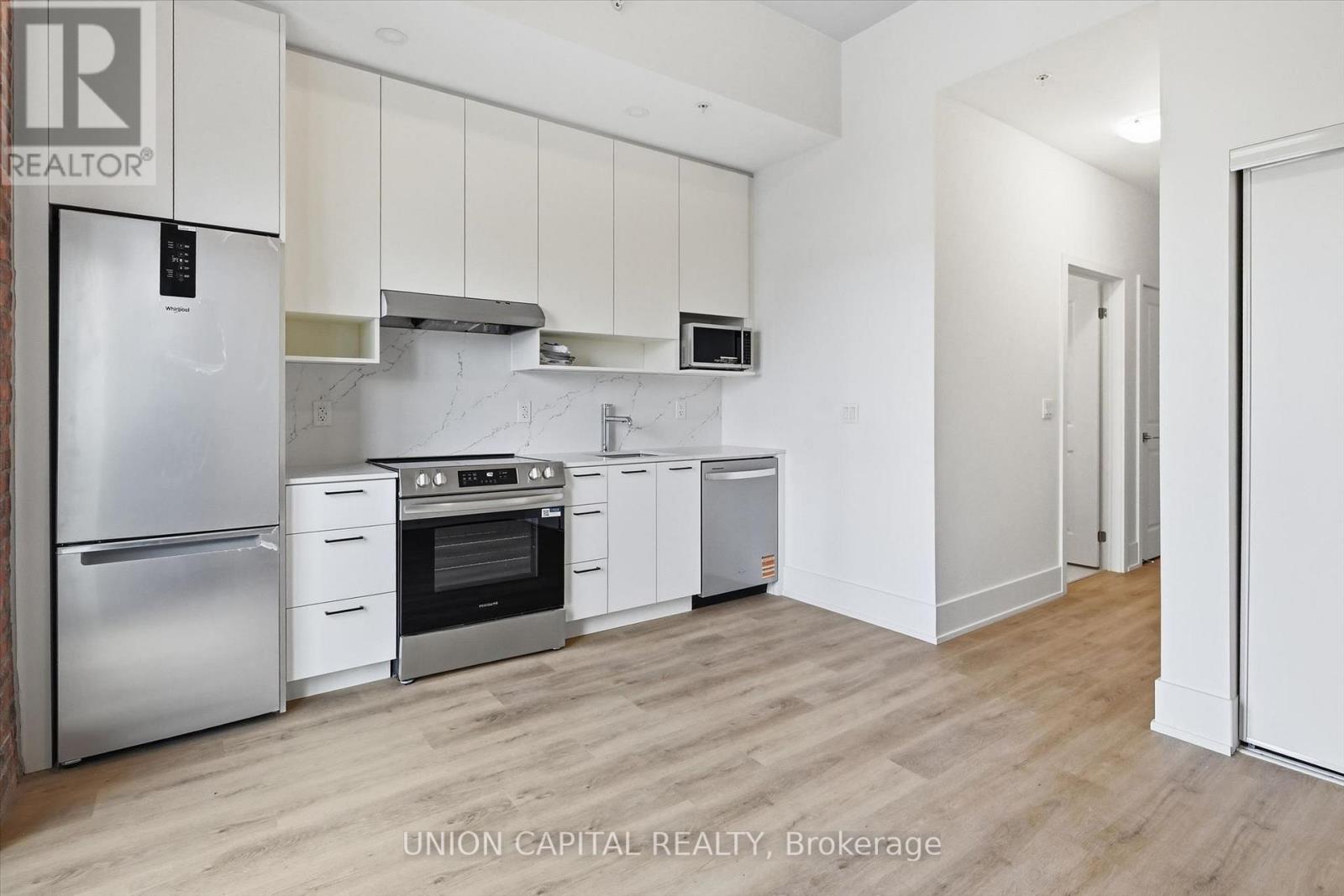 406 - 206 King Street W, Hamilton, Ontario  L8P 1A5 - Photo 2 - X13576642