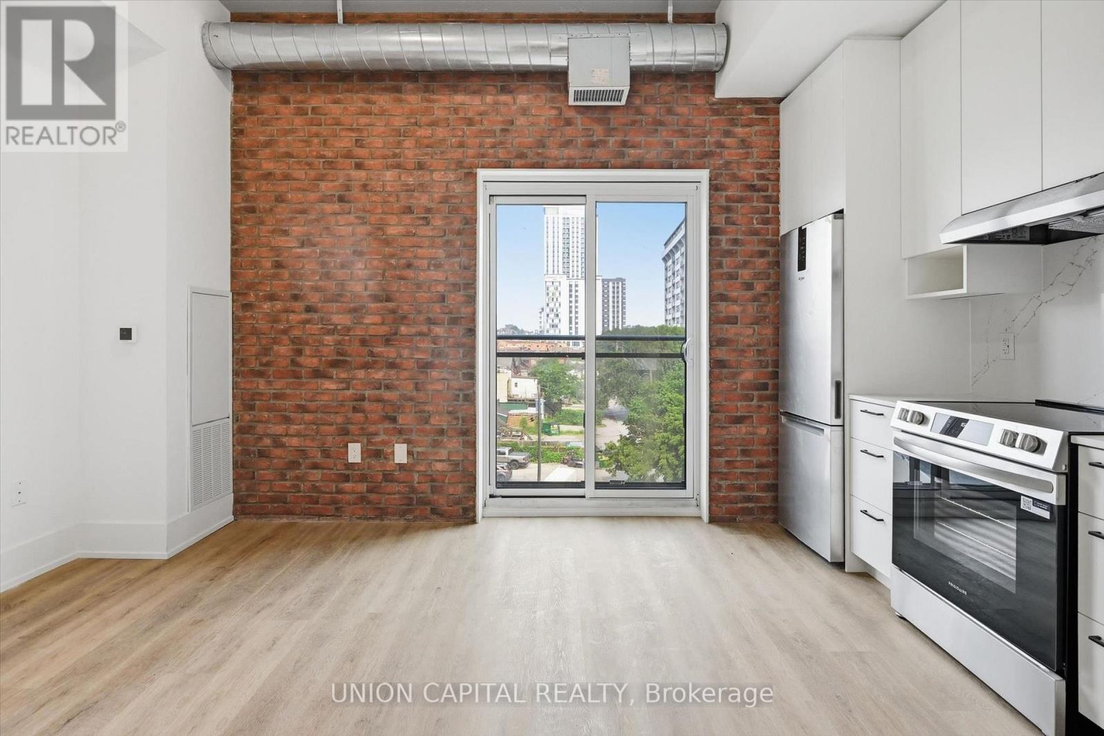 406 - 206 King Street W, Hamilton, Ontario  L8P 1A5 - Photo 4 - X13576642