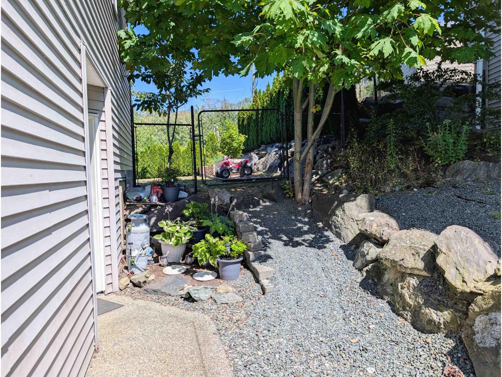 Listing image 24