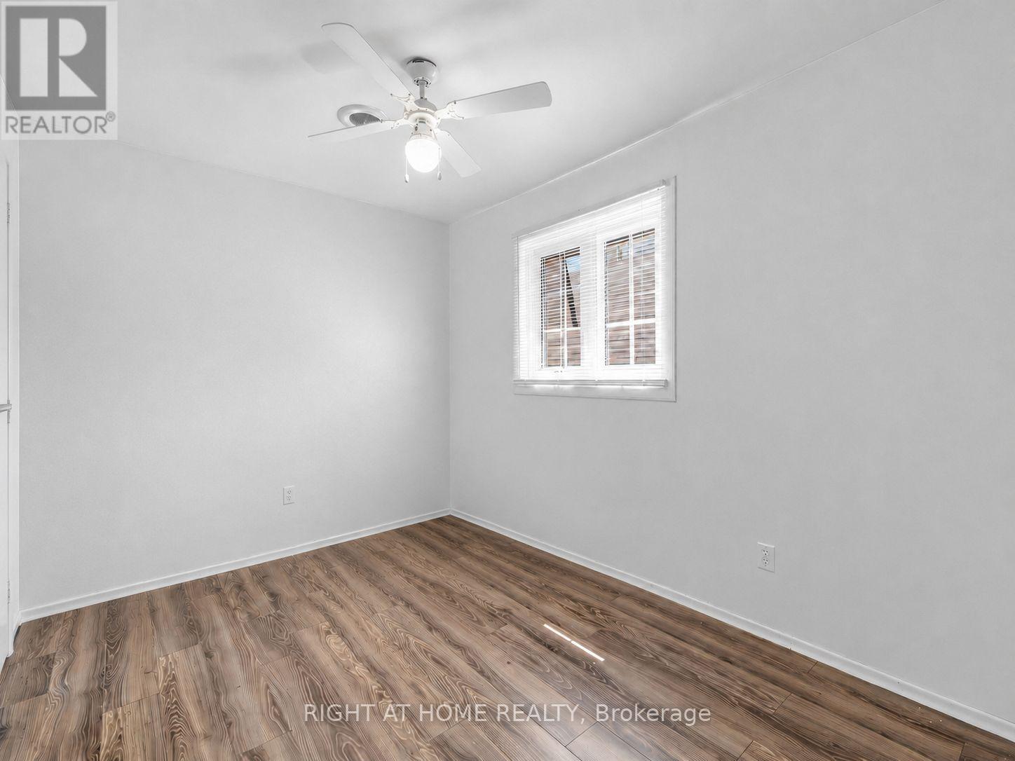 44 Westbourne Avenue, Toronto, Ontario  M1L 2Y4 - Photo 13 - E13568422