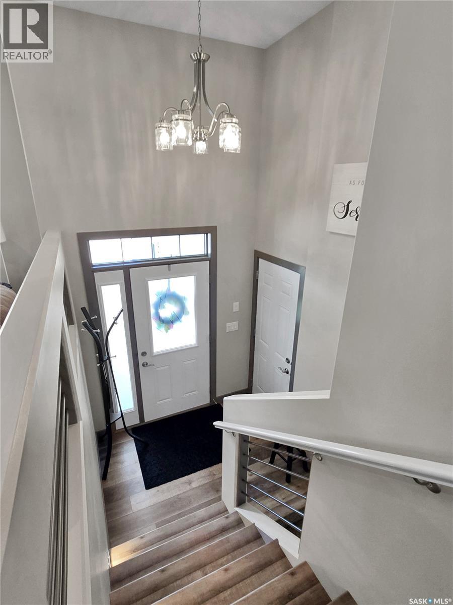 537 Mickelson Lane, Warman, Saskatchewan  S0K 4S1 - Photo 5 - SK042853