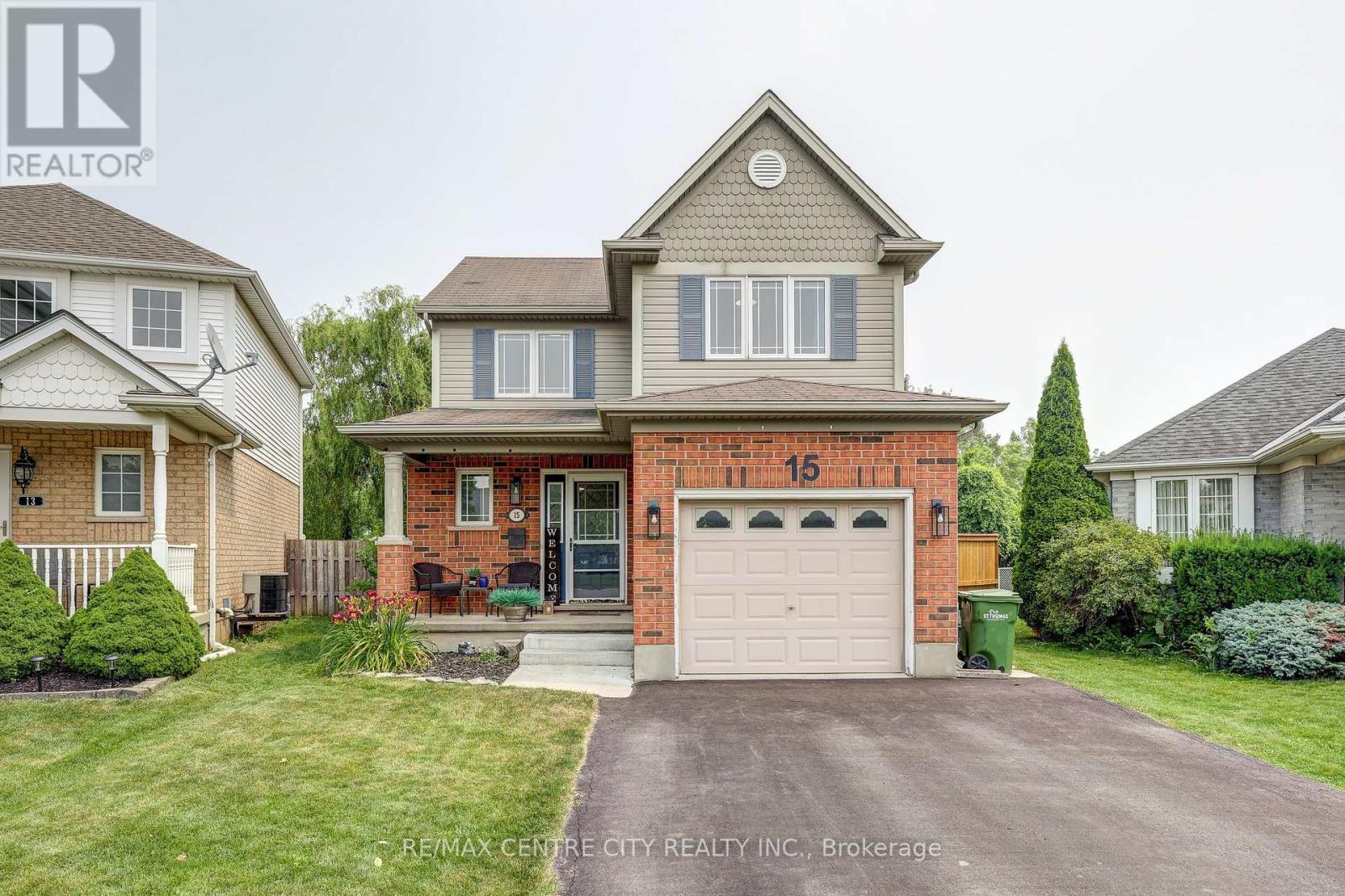 15 SCHREYER DRIVE, St. Thomas, Ontario