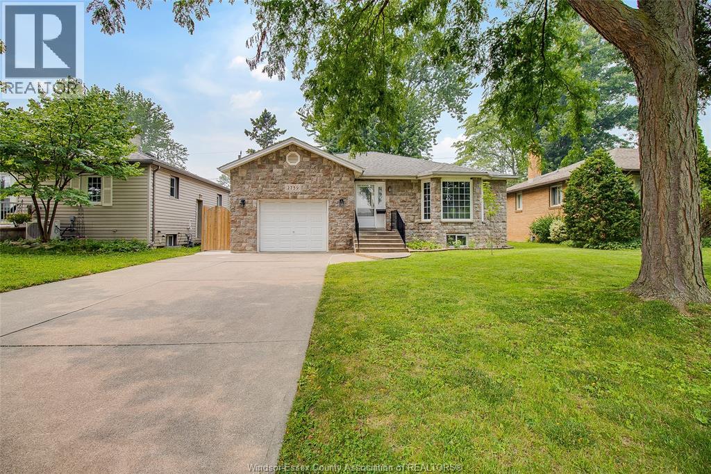 MLS# 26016708: 2759 MCKAY AVENUE, Windsor, Canada