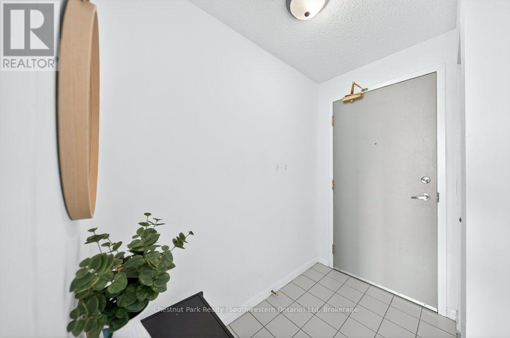501 - 107 Bagot Street, Guelph, Ontario  N1H 8H5 - Photo 13 - X13576732