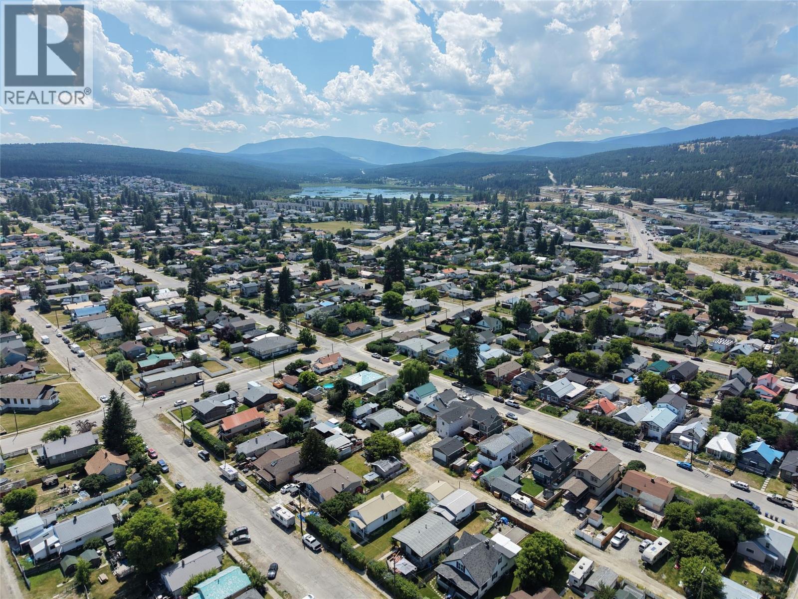 217 6th Avenue S, Cranbrook, British Columbia V1C 2H7 - Photo 35 - 10394603