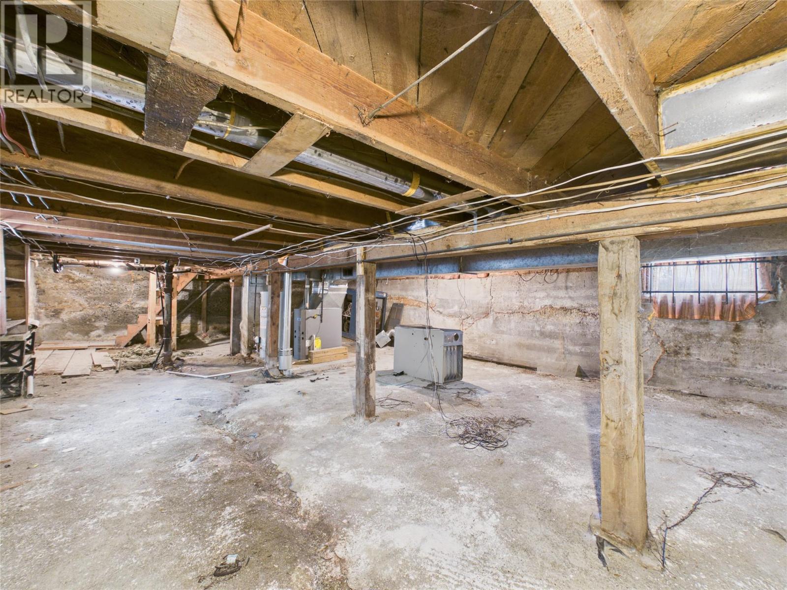 217 6th Avenue S, Cranbrook, British Columbia V1C 2H7 - Photo 26 - 10394603