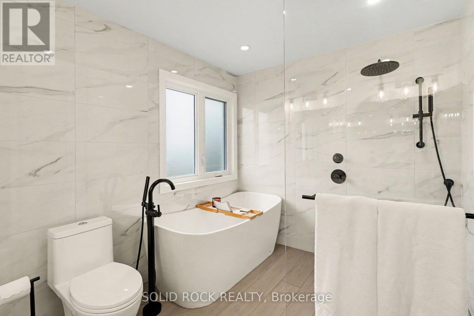 939 Como Crescent, Ottawa, Ontario  K4A 3Z7 - Photo 24 - X13576762