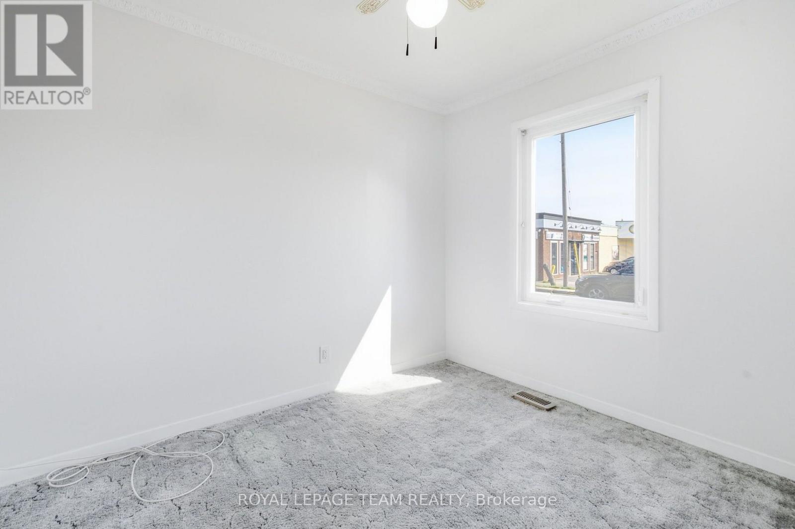 218 Rideau Street, North Grenville, Ontario  K0G 1J0 - Photo 14 - X13576770
