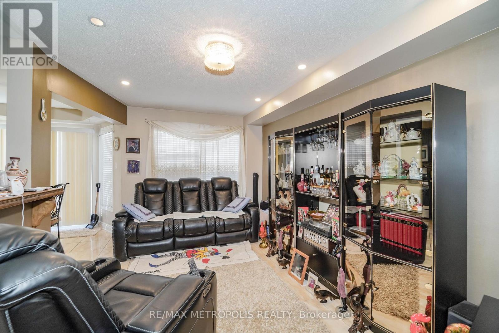 63 Echo Ridge Crescent, Vaughan, Ontario  L4H 2K1 - Photo 8 - N13576784