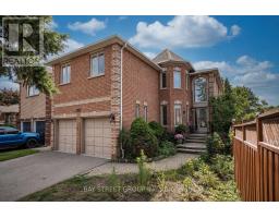 2524 PAULA COURT, Mississauga, Ontario