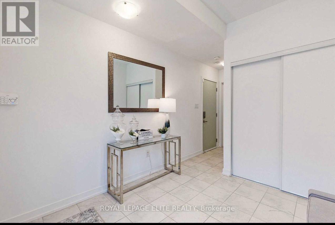 14 Hearne Street E, Vaughan, Ontario L4L 0L9 - Photo 3 - N13573234