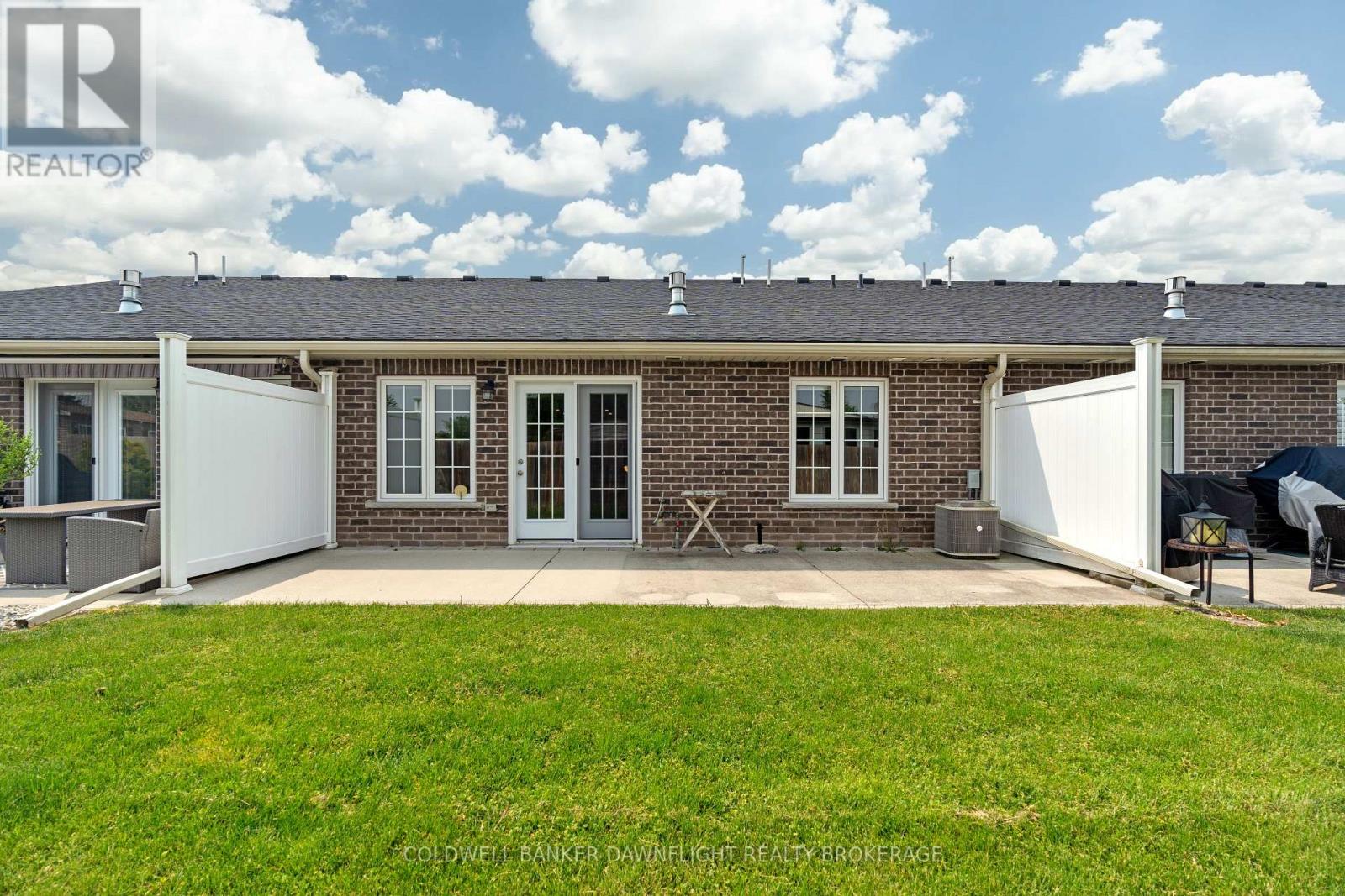 40 Devon Drive, South Huron, Ontario  N0M 1S3 - Photo 35 - X13537108