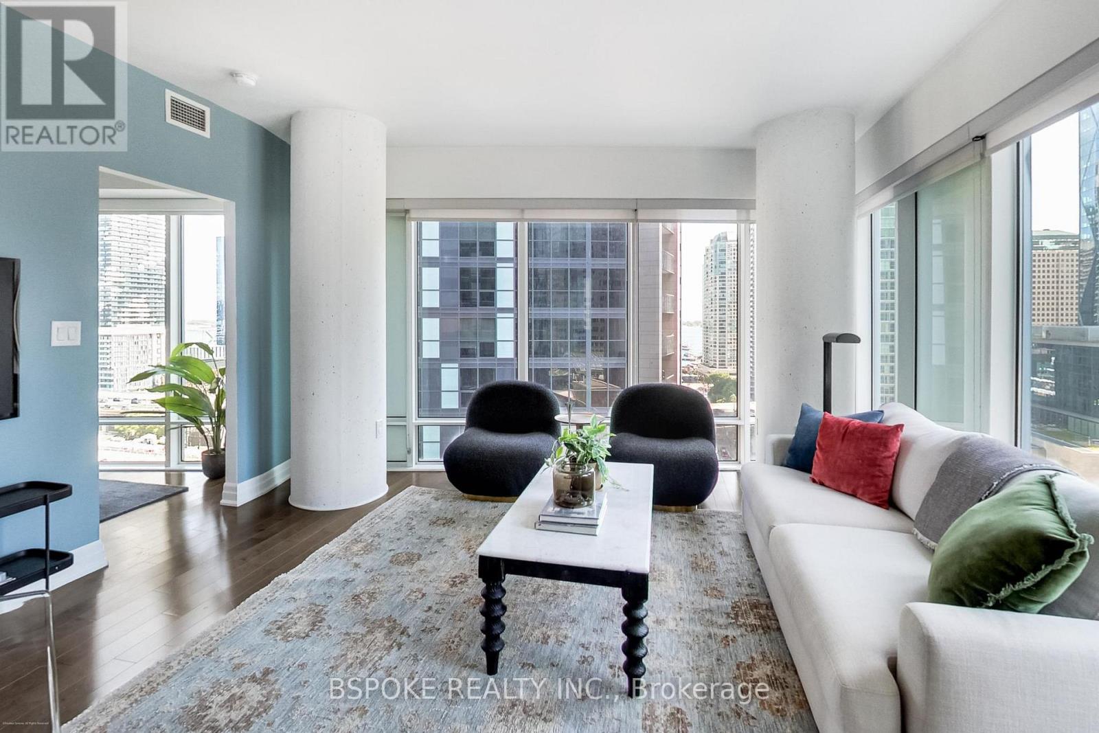 1502 - 8 The Esplanade Avenue, Toronto, Ontario  M5E 0A6 - Photo 17 - C13576550